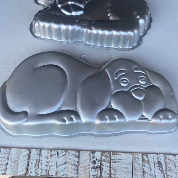 Wilton Vintage Cake Pans Sheep And Dog - Picture 3 of 10